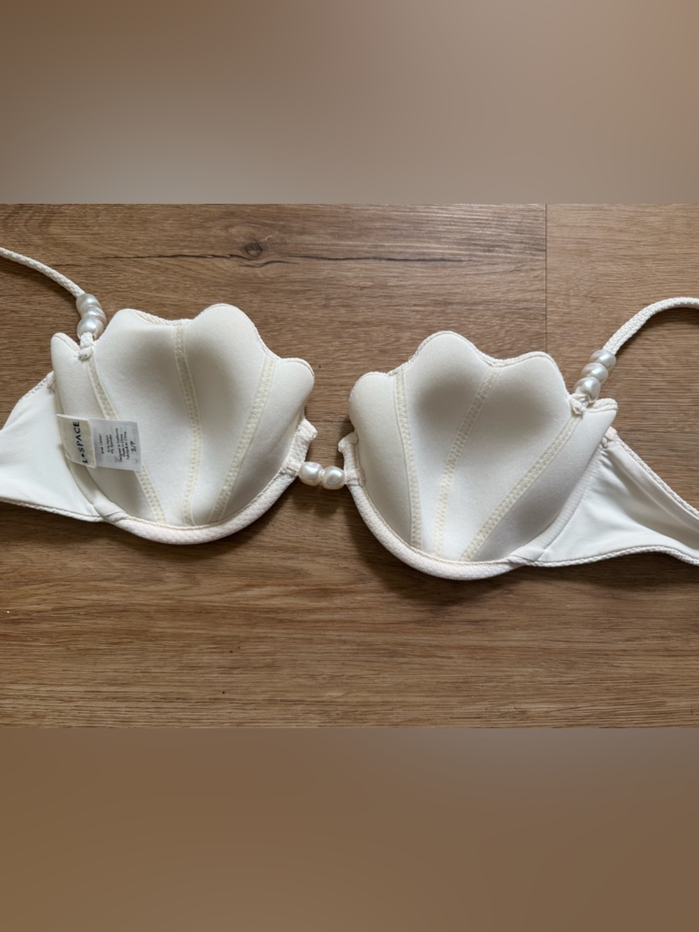 LSpace Sunrise Shell Bikini Top - S - Picture 7 of 7